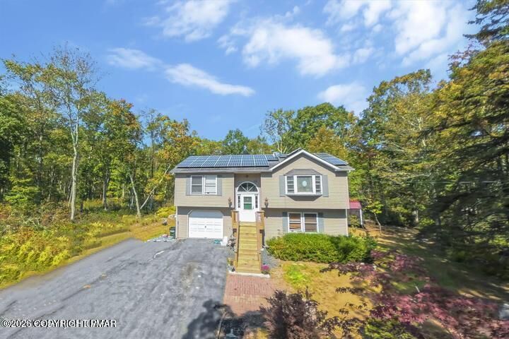 Property Photo:  104 Yvette Court  PA 18328 