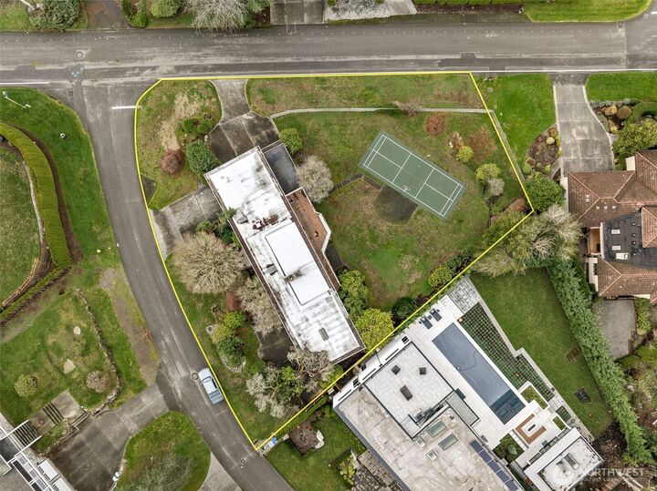 Property Photo: 9808 NE 33rd Street WA 98004