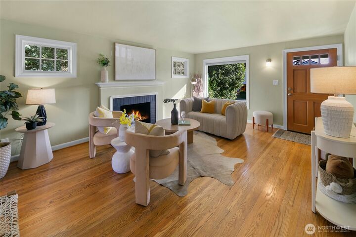 Property Photo:  532 N 72nd Street  WA 98103 