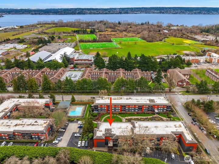 Property Photo: 5818 NE 70th Street A411 WA 98115