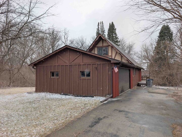 Property Photo:  404 NE Atlantic Drive  IL 61065 