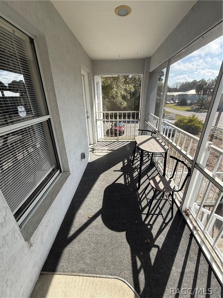 Property Photo: 955 SE Mayo Drive FL 34429