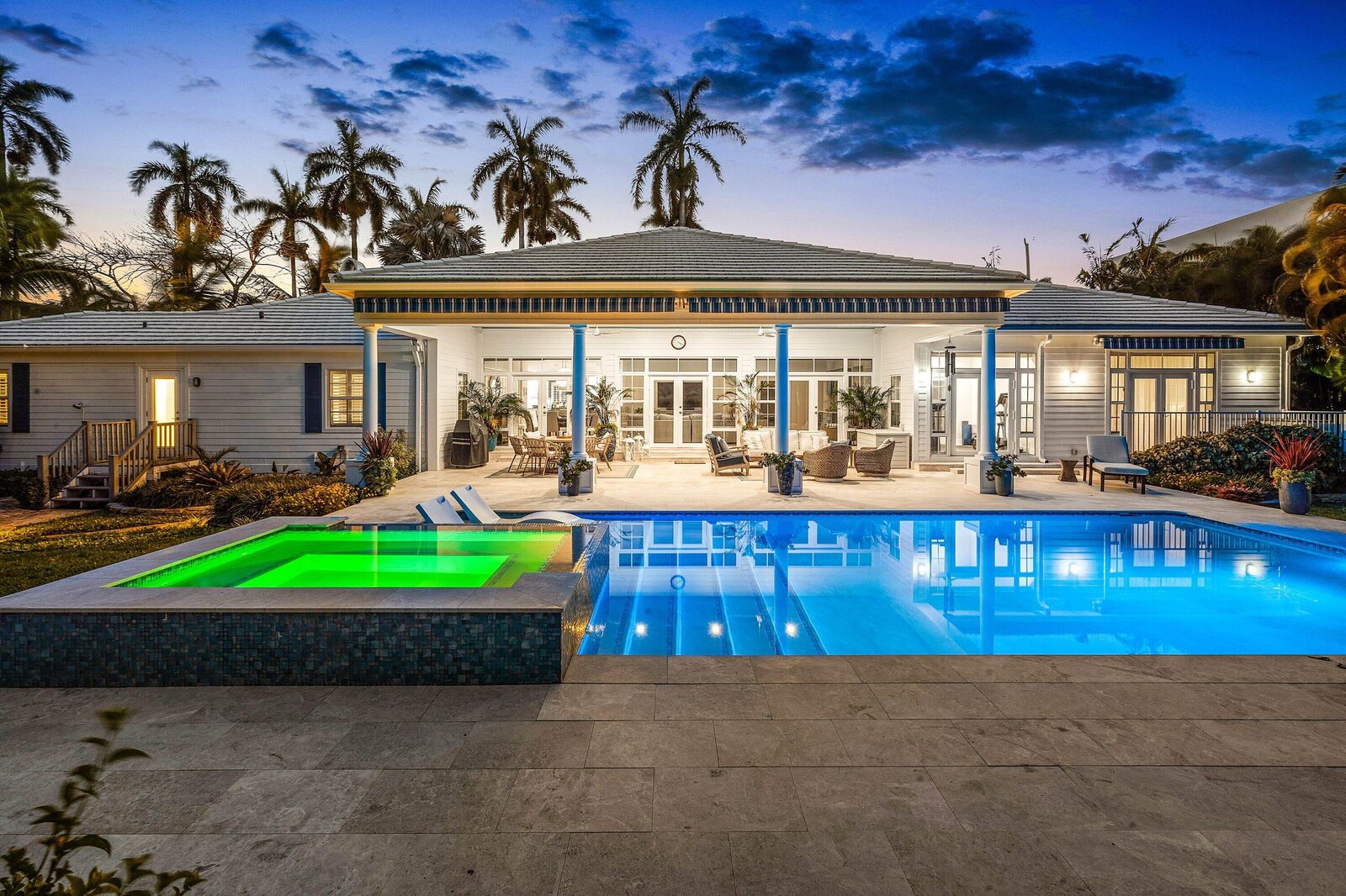 Property Photo:  1101 Thomas Street  FL 33483 
