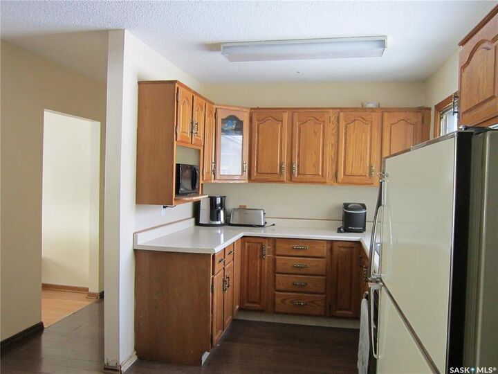 Property Photo:  552 6th Street E  SK S6V 0N4 