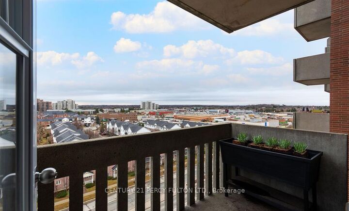 Photo de la propriété: 6720 Glen Erin Drive 807 ON L5N 3K8