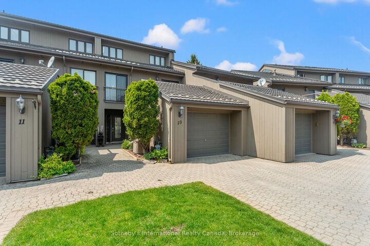 Property Photo: 8 Beck Boulevard 10 ON L9M 1C3