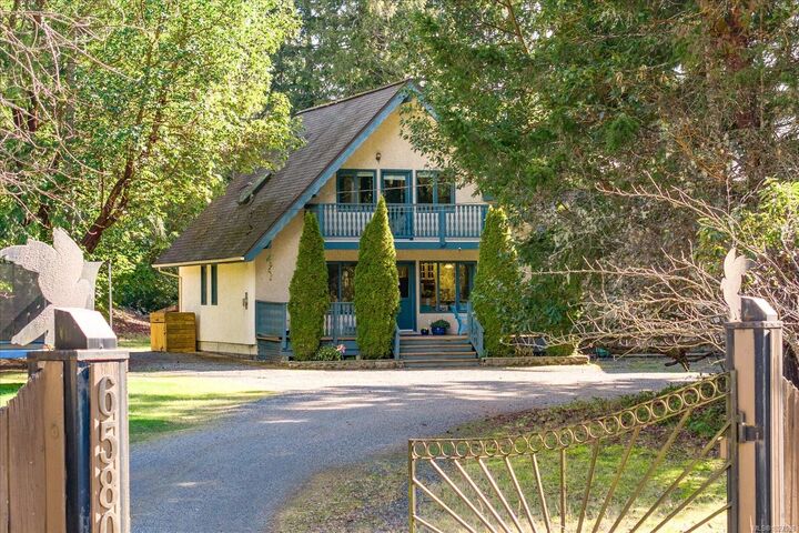 Property Photo: 6580 Phantom Rd BC V0R 2H0