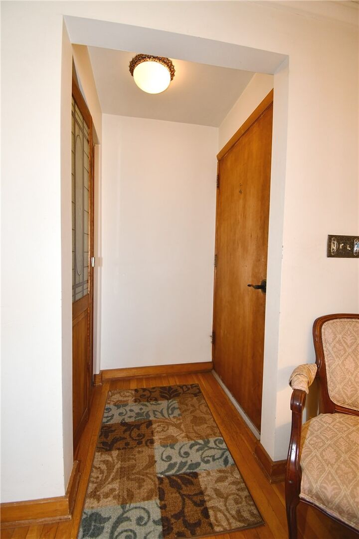 Property Photo:  52 Bellview Cir  PA 15136 