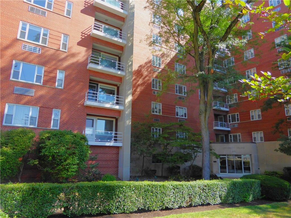 Property Photo:  4601 Fifth Ave 623  PA 15213 