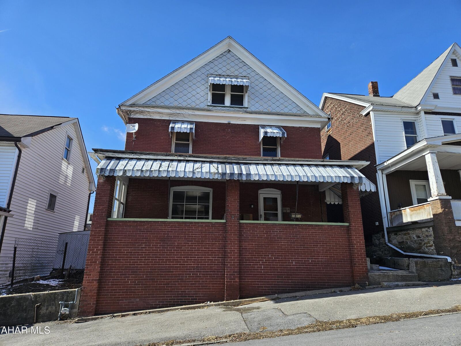 Property Photo: 308 Cherry Avenue PA 16601