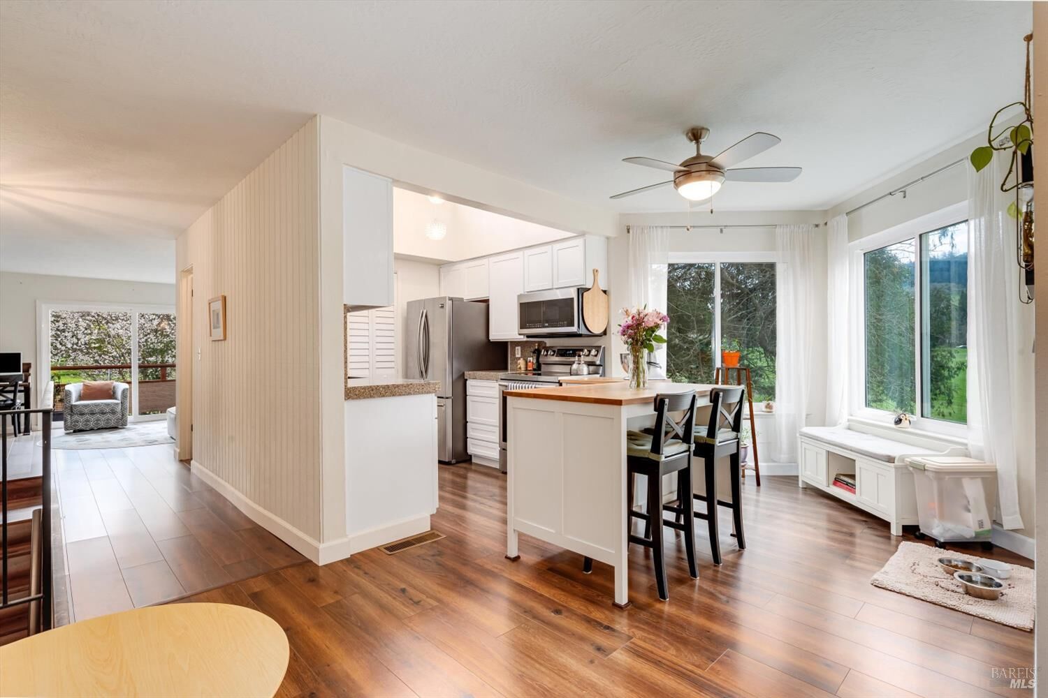 Property Photo:  3098 Yulupa Avenue  CA 95405 