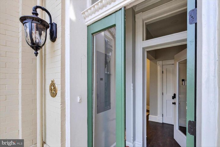 Property Photo:  212 5th Street NE  DC 20002 