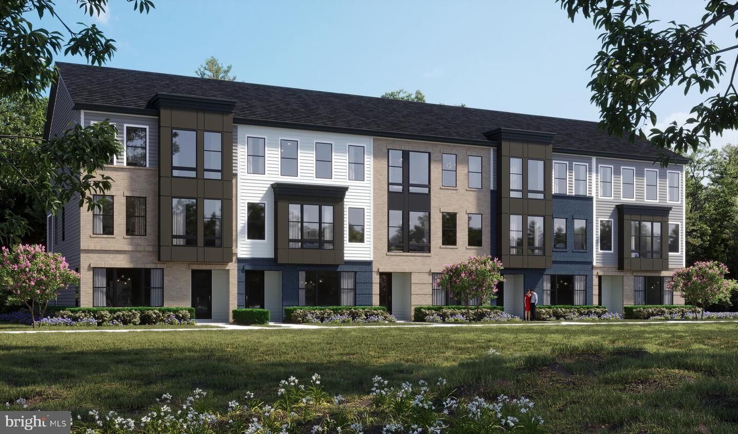 Property Photo:  113 Summit Point Boulevard 19J  MD 20716 