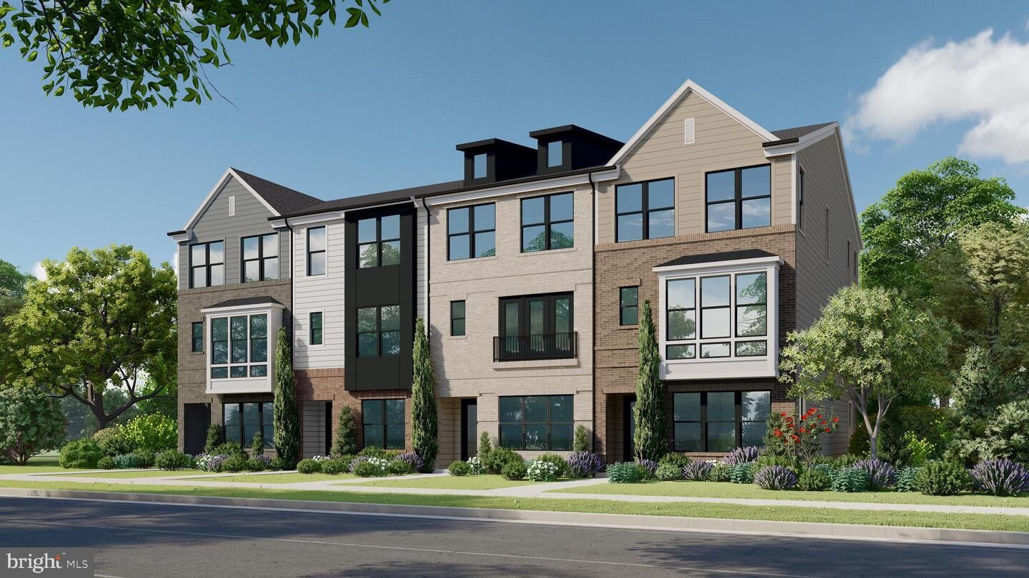 Property Photo: 17318 Hardisty Way 9E MD 20715