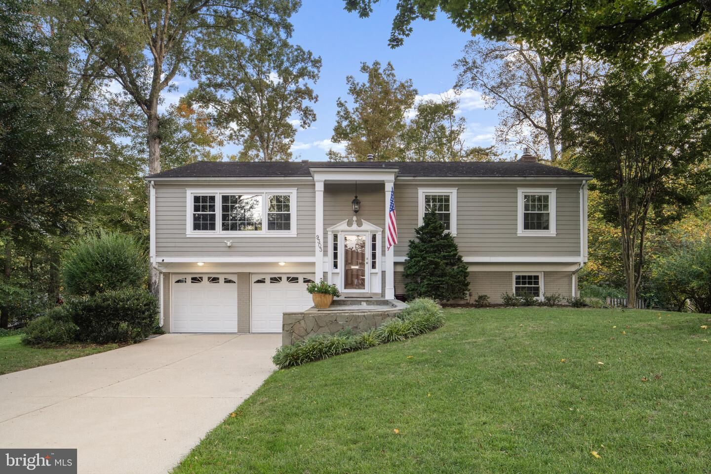 Property Photo:  9303 Swinburne Court  VA 22031 