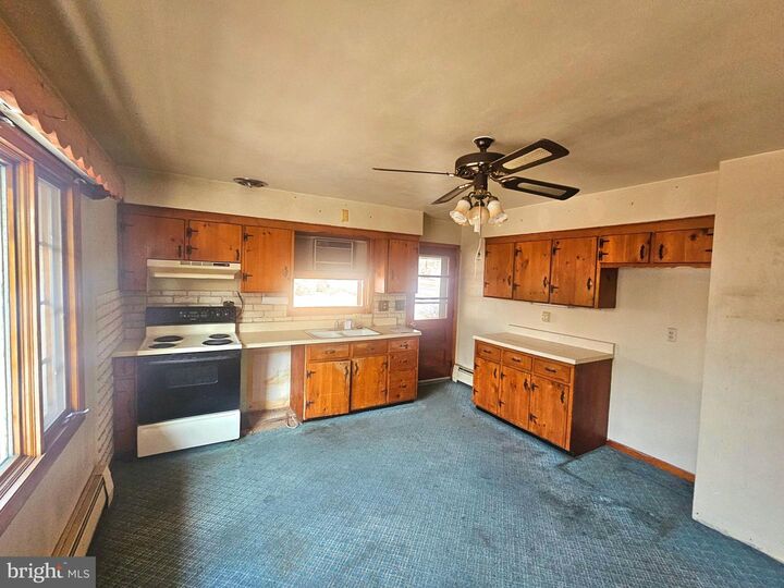 Property Photo:  26 Eisenhower Boulevard  PA 17020 