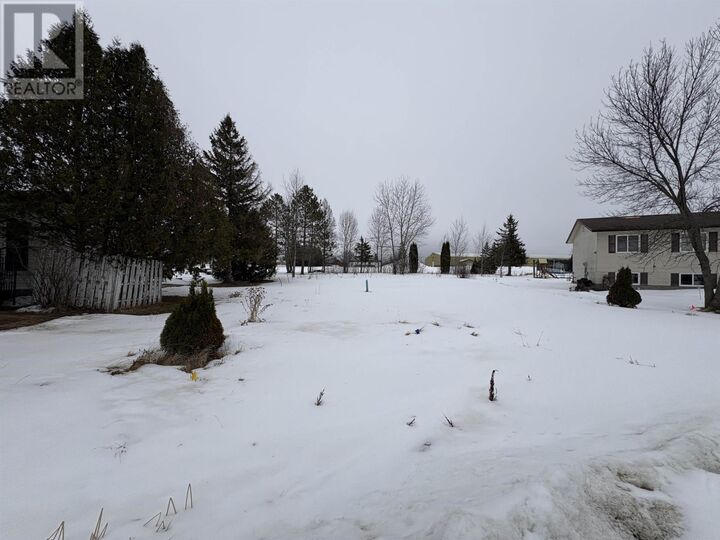 Property Photo:  22 Cherlen Bay  ON P0W 1E0 