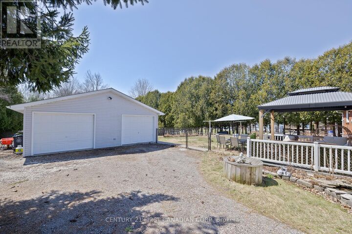 Photo de la propriété:  43409 Sparta Line  ON N5P 3S8 