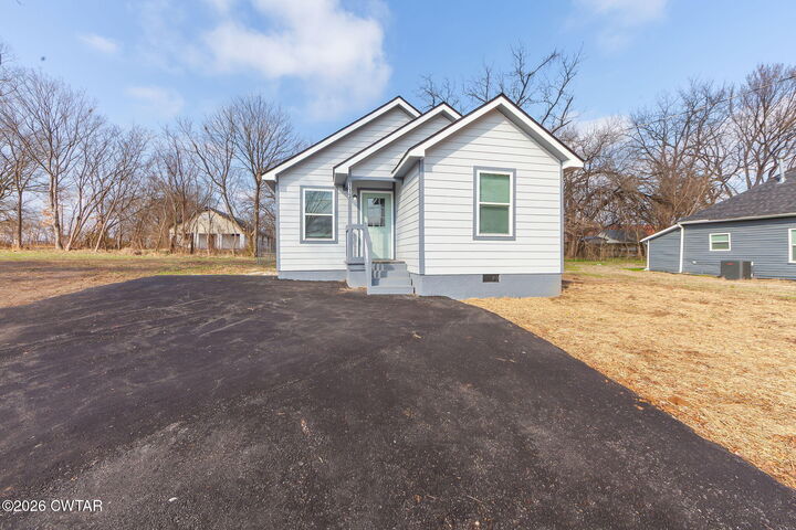 Property Photo:  113 Gates Street  TN 38301 