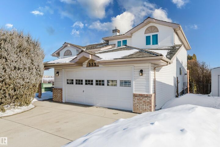 Property Photo:  535 Pardee Bay Bay NW  AB T5T 5Y9 