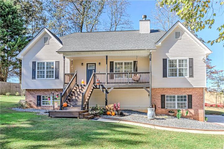 Property Photo:  279 Highlander Way  GA 30101 