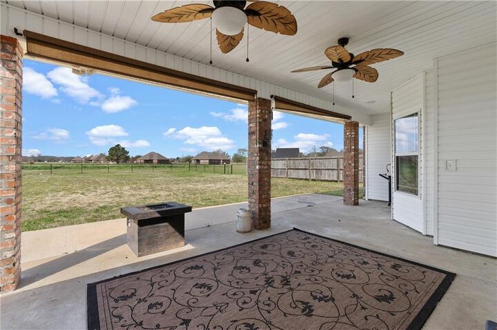 Property Photo:  441 Saint Francis Avenue  LA 71457 