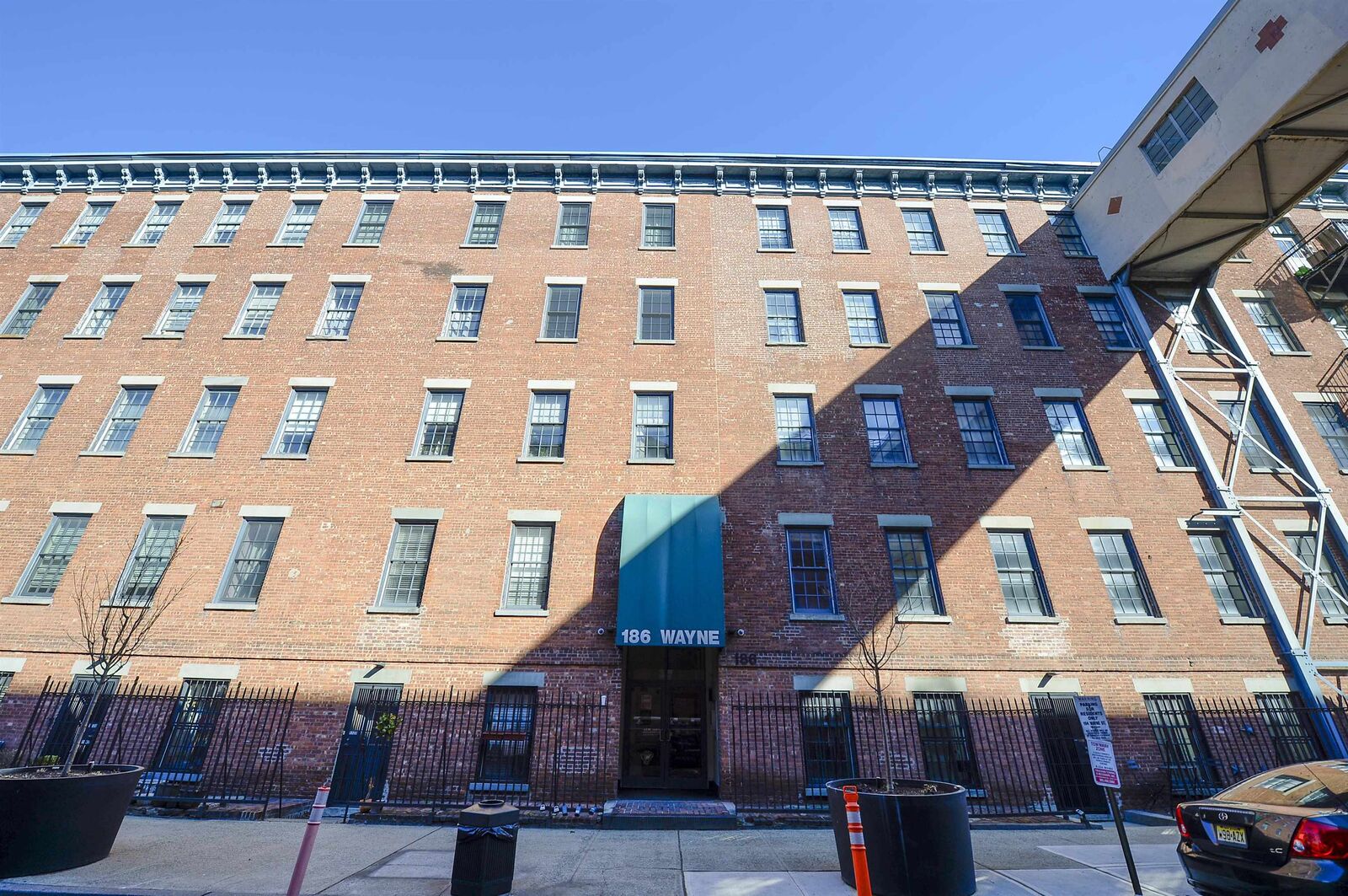 Property Photo:  186 Wayne St 118D  NJ 07302 