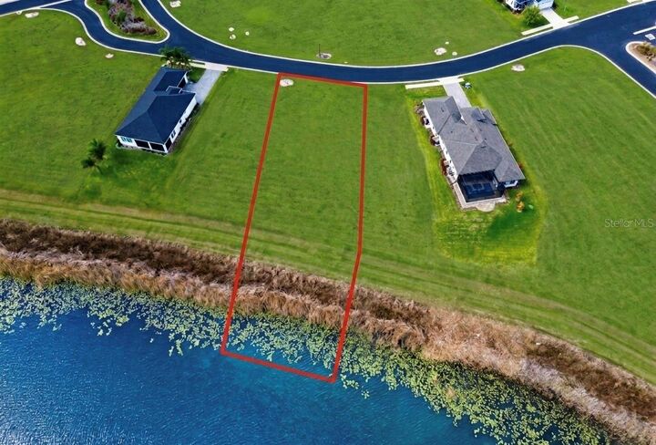 Property Photo: 422 Waterfern Trail Drive FL 33823