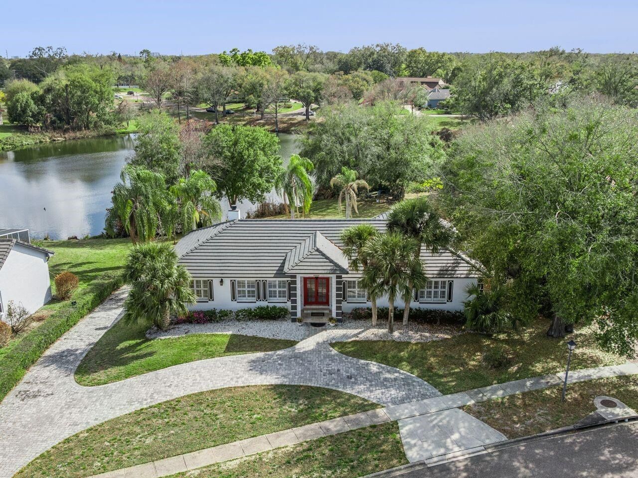 Property Photo:  8612 Lost Cove Drive  FL 32819 
