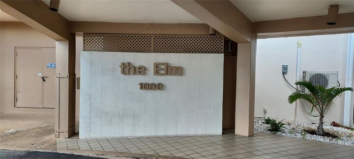 Property Photo:  1000 Saint Charles Place 209  FL 33026 