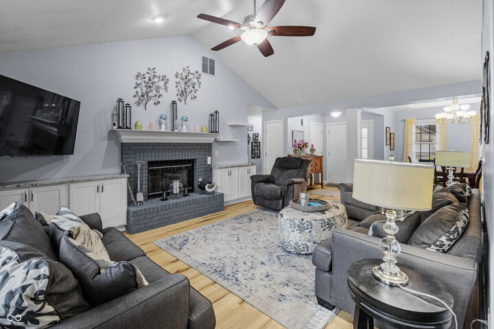 Property Photo:  2800 Conestoga Court  IN 47203 