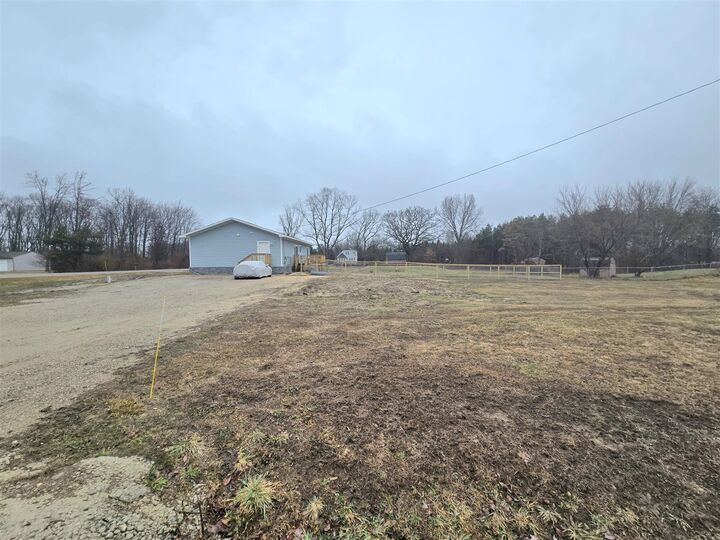 Property Photo: 5885 73 1/2 Street MI 49090