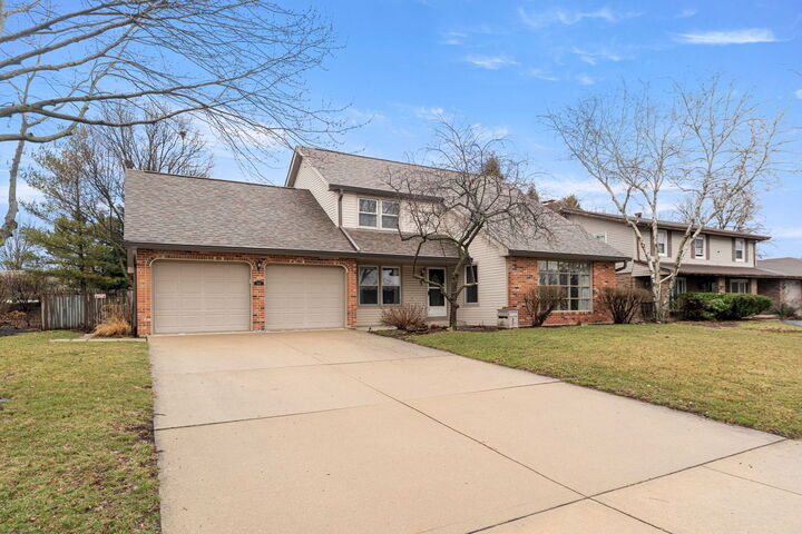 Property Photo:  302 Meadow Drive  IL 60404 