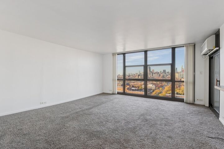 Property Photo:  2901 S Michigan Avenue 1909  IL 60616 