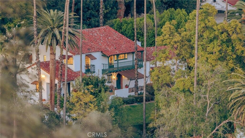 Property Photo:  4631 Ladera  CA 92501 