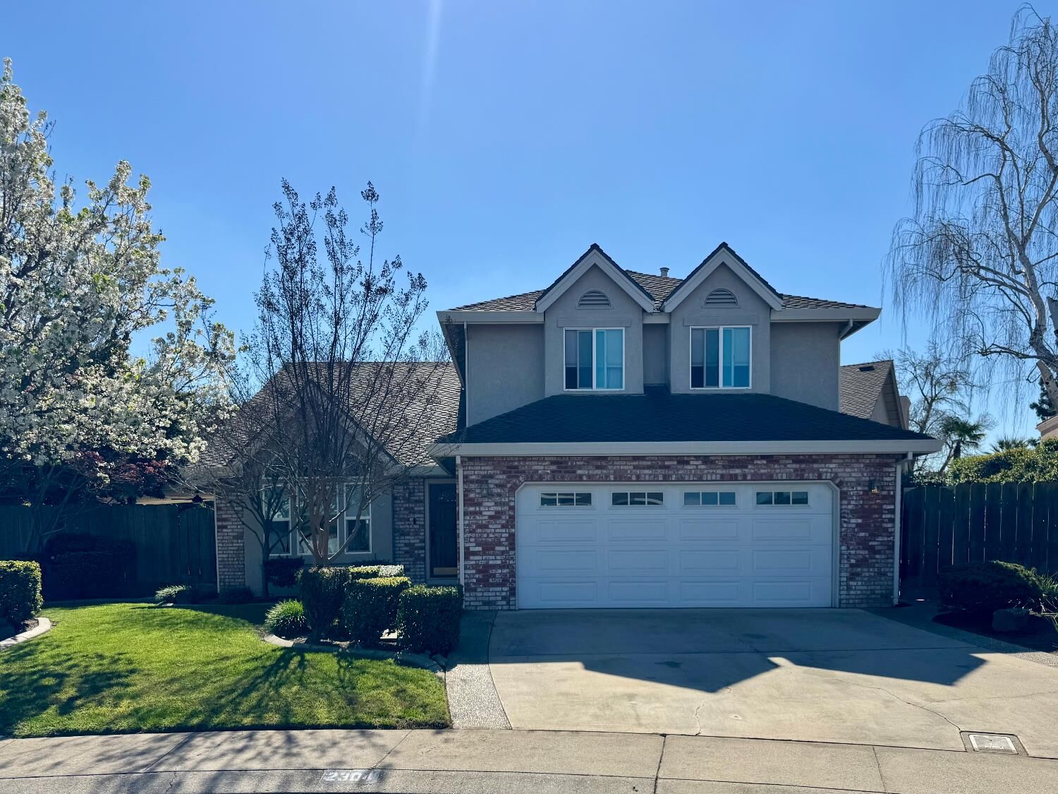 Property Photo:  2304 Ridderkerk Circle  CA 95356 
