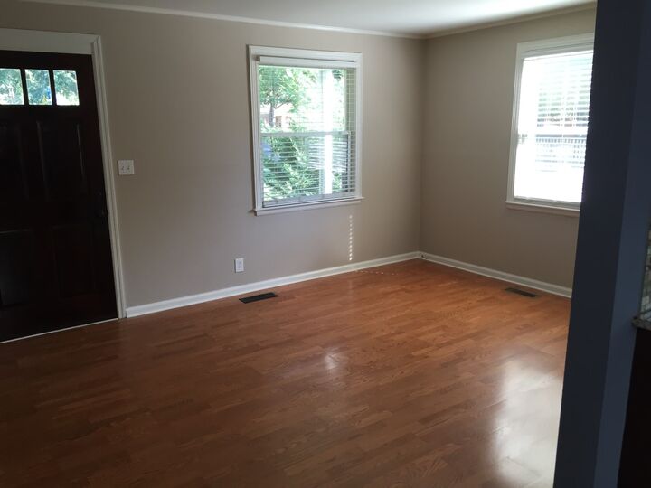 Property Photo:  401 Chapel Ave  TN 37206 