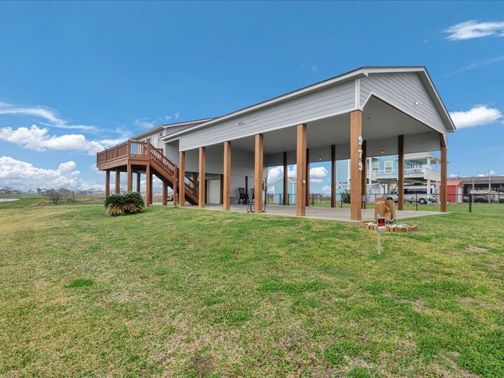 Property Photo:  979 Sea Spray Drive  TX 77650 