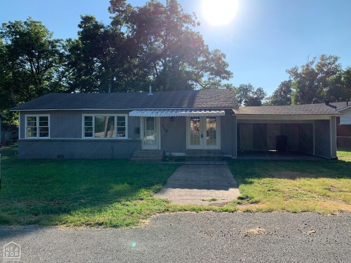 Property Photo:  716 Florida Street  AR 72476 