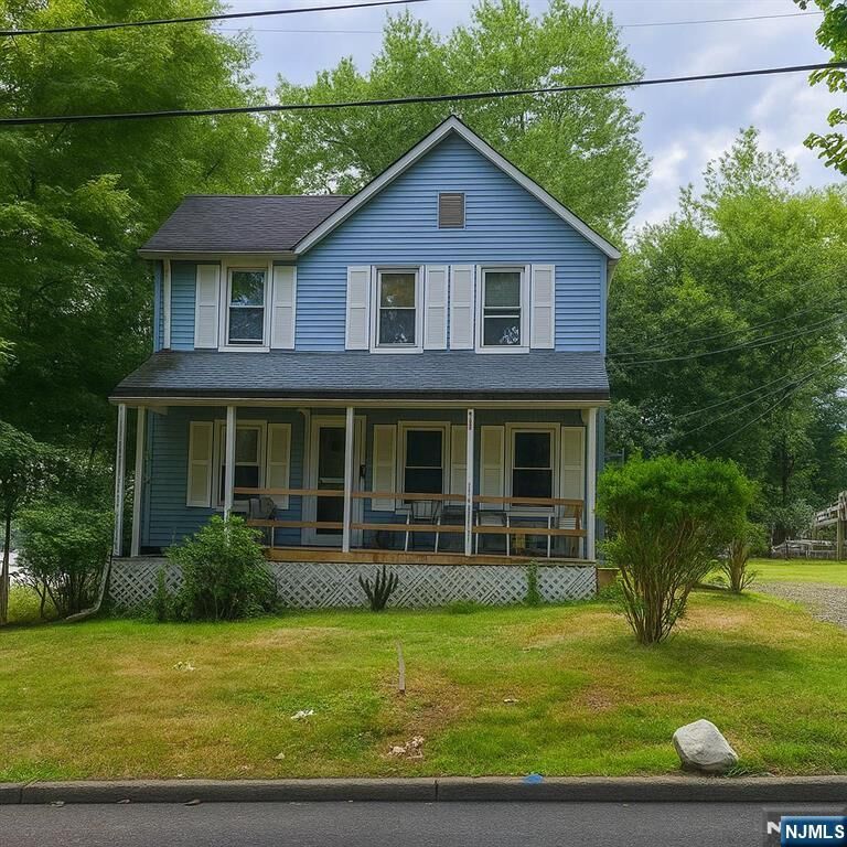 Property Photo:  208 Manhattan Avenue  NJ 07666 