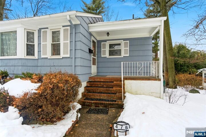 Property Photo:  476 Greenway Drive  NJ 07605 