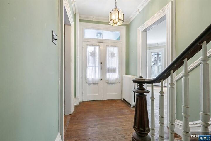 Property Photo:  75 Prospect Street  NJ 07424 