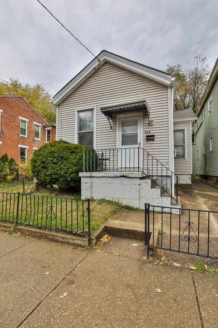 Property Photo:  326 E 17th Street  KY 41014 