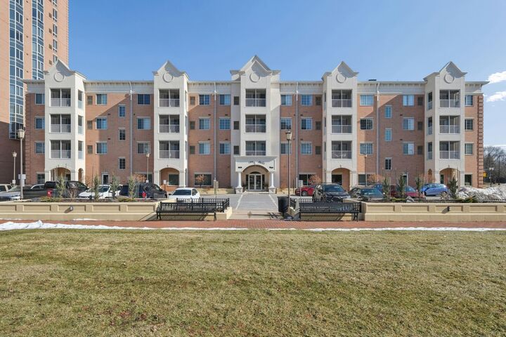 Property Photo:  6640 Lyndale Avenue S 408  MN 55423 