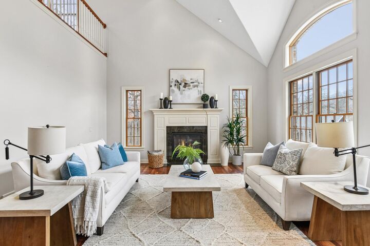 Property Photo:  11625 Live Oak Drive  MN 55305 