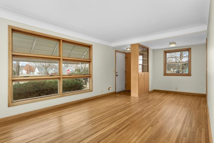 Property Photo:  7501 Clinton Avenue  MN 55423 