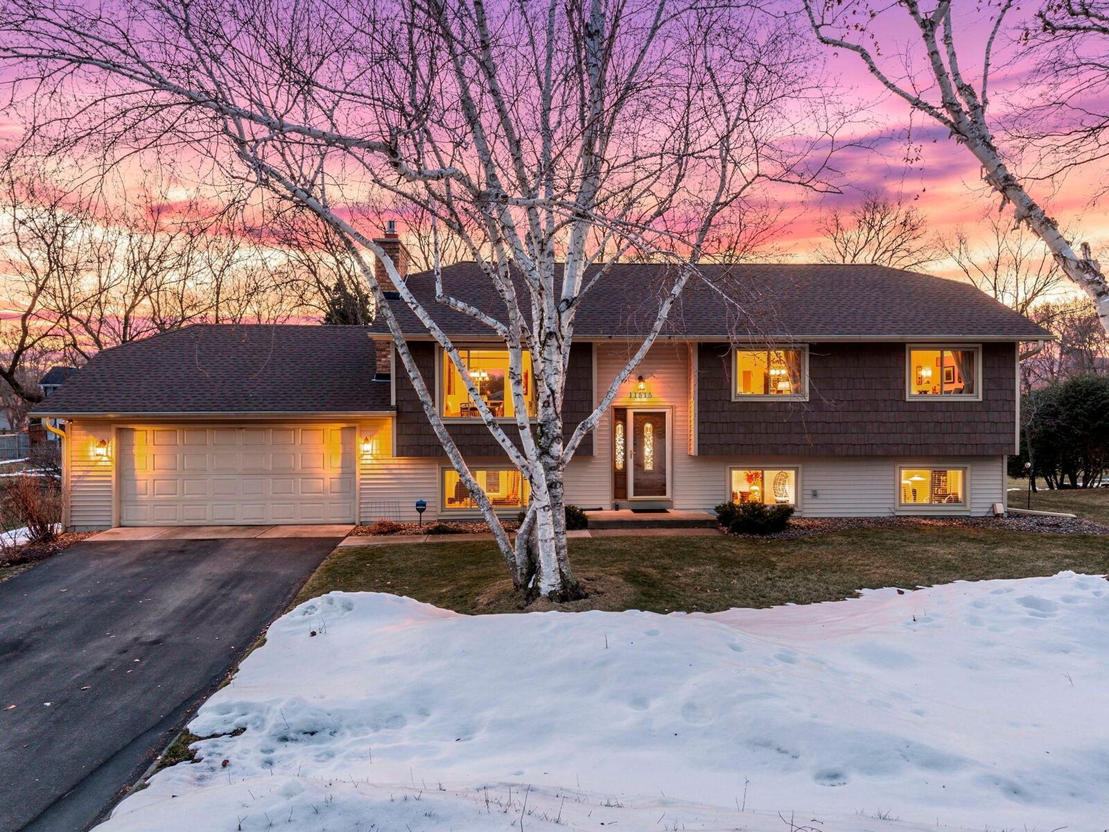 Property Photo: 11515 51st Avenue N MN 55442