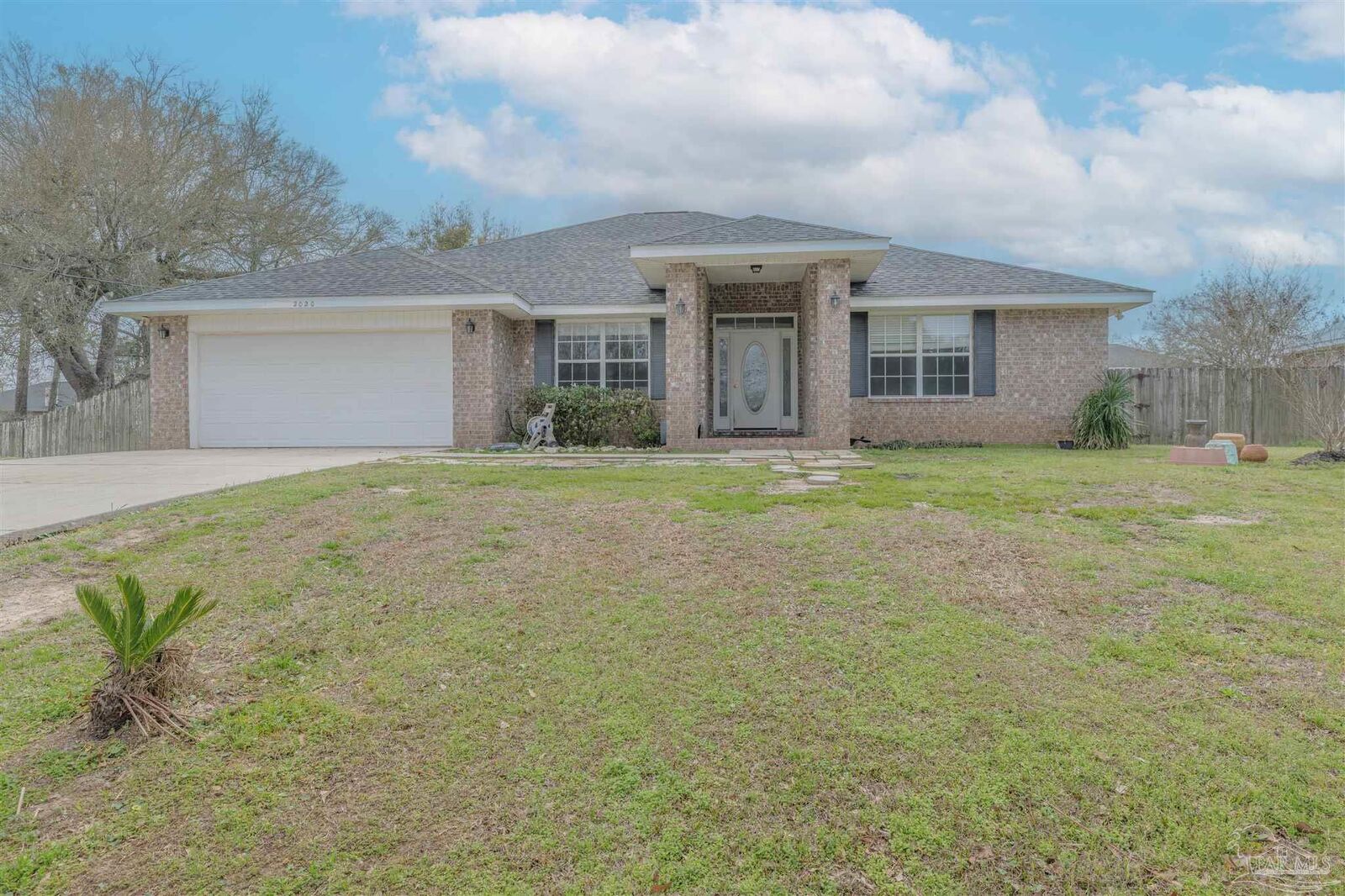 Property Photo:  2020 Ziglar Rd  FL 32533 