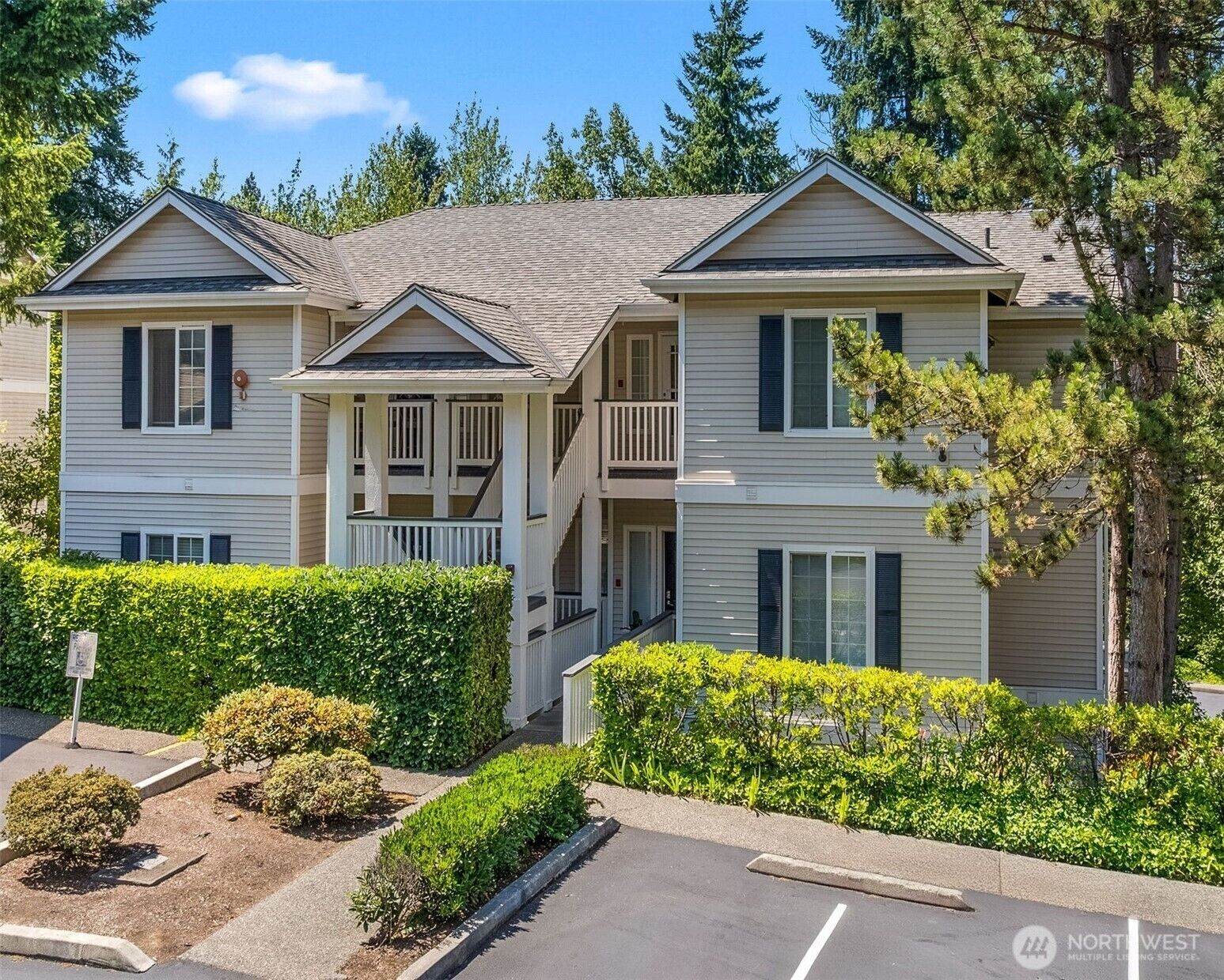 Property Photo: 12105 NE 171st Place A202 WA 98011