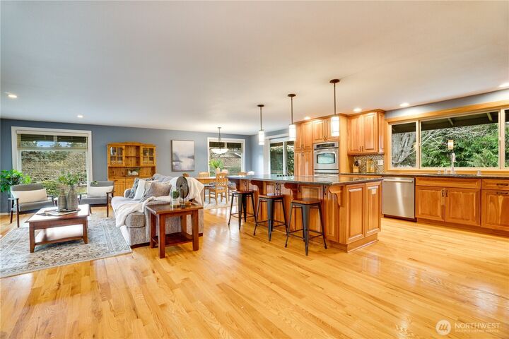 Property Photo:  11501  Cloverdale Court SW  WA 98499 